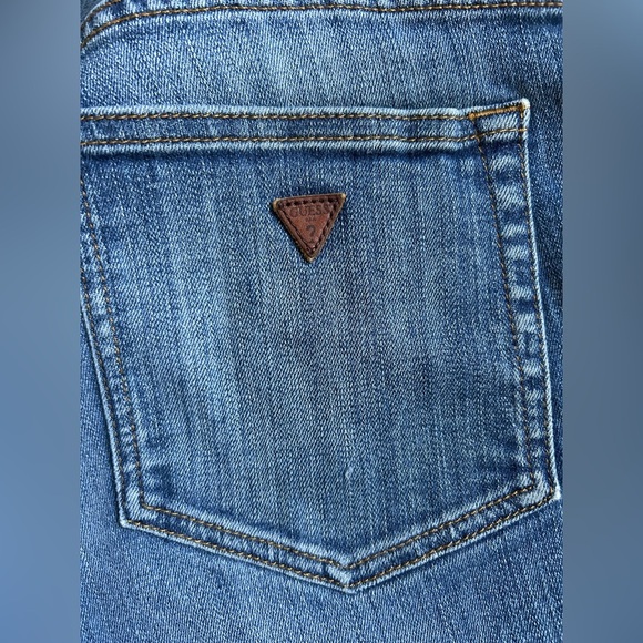 Bundle of three women’s shorts size 4 Good clean condition - Picture 11 of 12